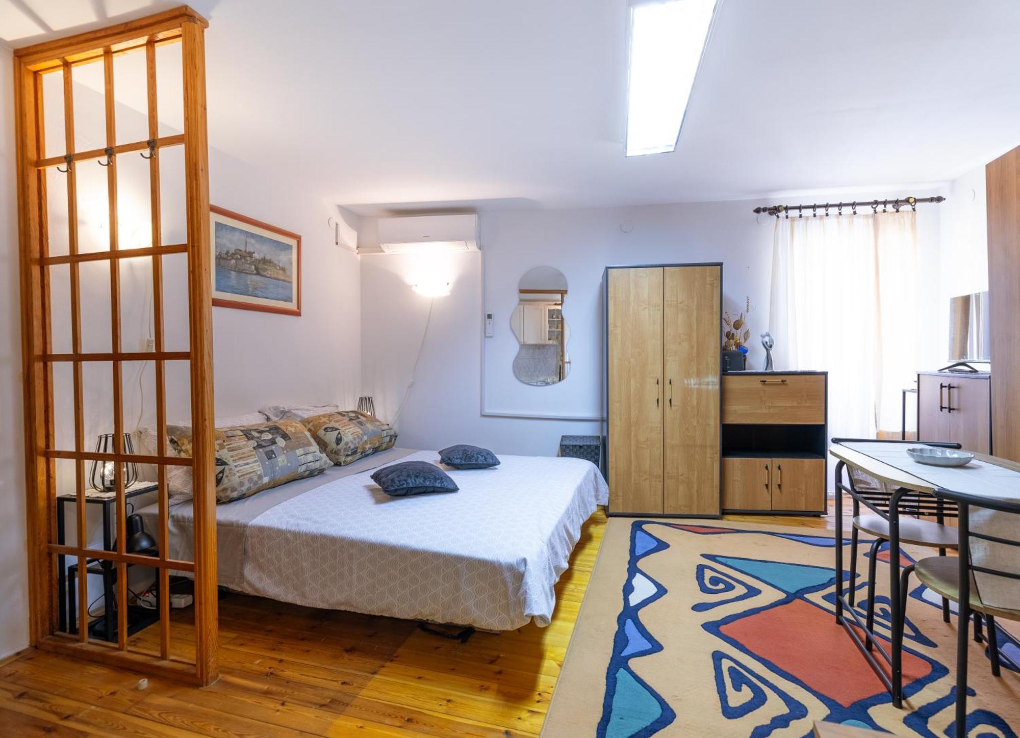 Apartment App Lenny *